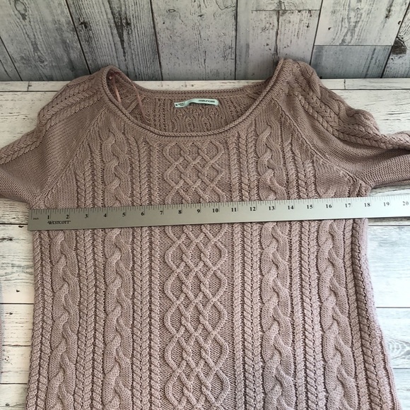 Maurices Cable Knit Sweater Medium - Picture 9 of 11